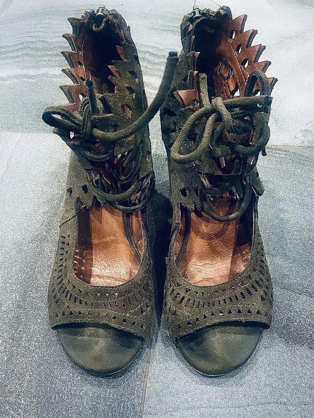 Women’s Jeffrey Campbell 
